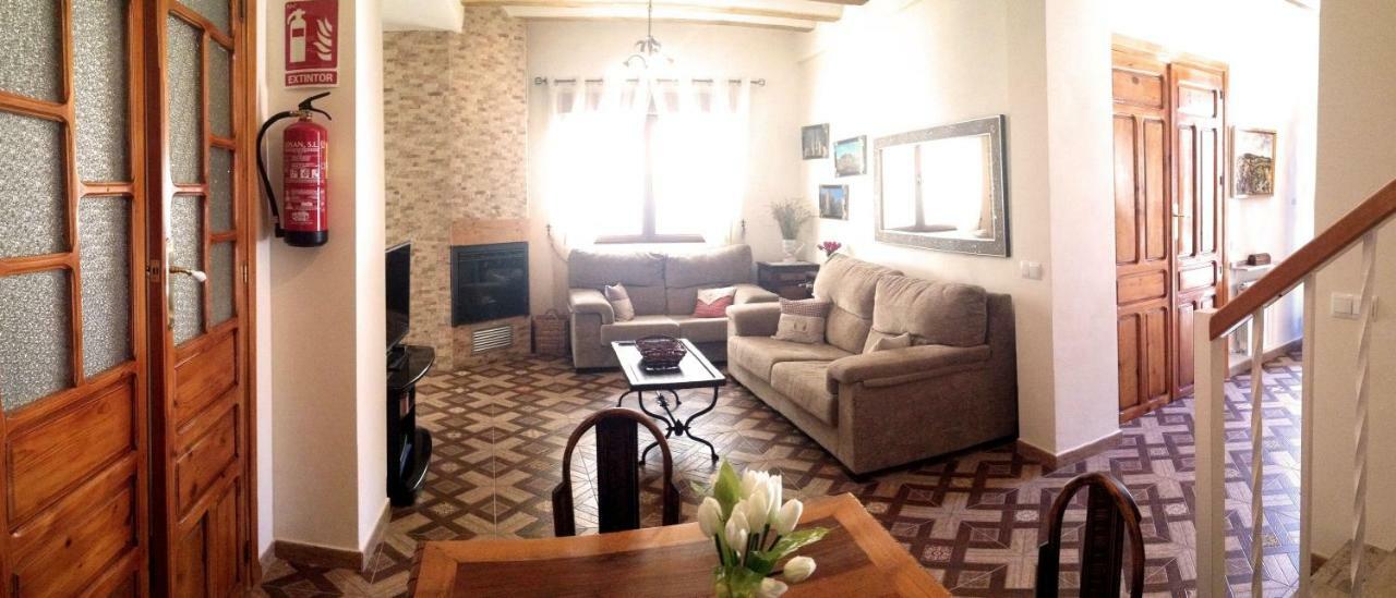 Casa Rural Los Montones Carcelén エクステリア 写真